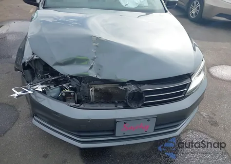 2016 Volkswagen Jetta 1.8T Sport z USA, uszkodzony, nr VIN 3VWD17AJ9GM411657